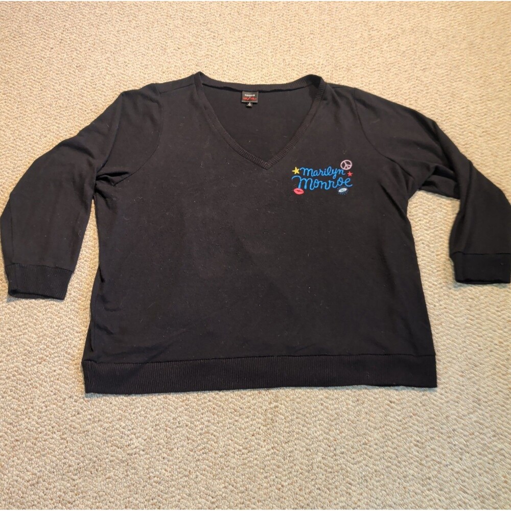 Torrid x Marilyn Monroe Icons Pullover Sweater Womens 5X Black V Neck Super Soft